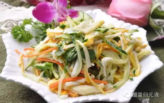 九种食物相克或致命/哪些食物不宜多吃 炸海鲜加速衰老