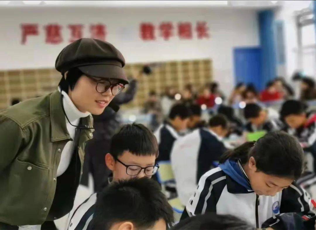 学习陪伴计划志愿者风采展之第四期：用微笑感动生活，用爱心温暖你我！