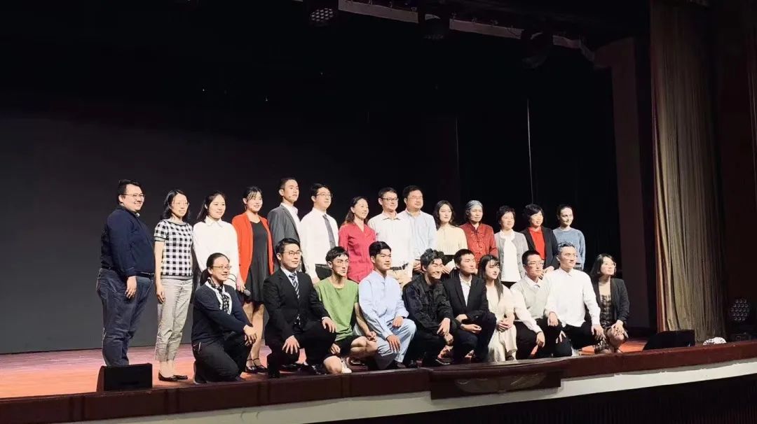 对话《西望》导演徐嘉佳：用人性写一首散文诗