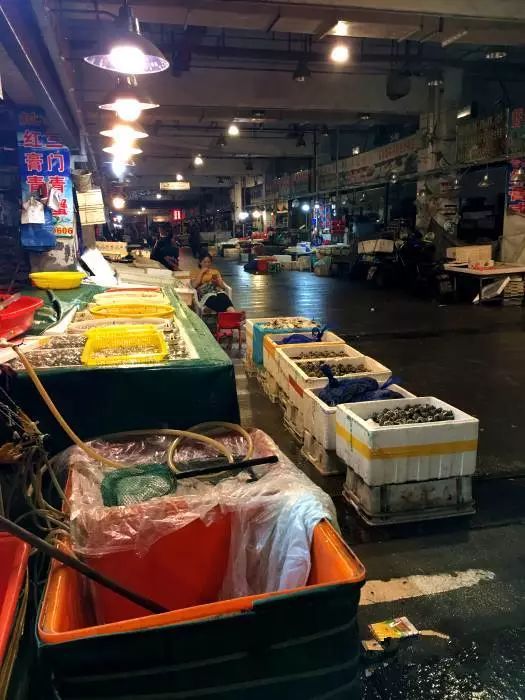 宁波女人去桐照买海鲜，遭遇强卖与拳头，这惊吓来得太突然！