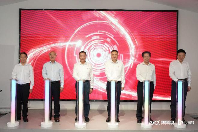 南方日报创刊75周年主题图书首发，“这是一部广东当代史”