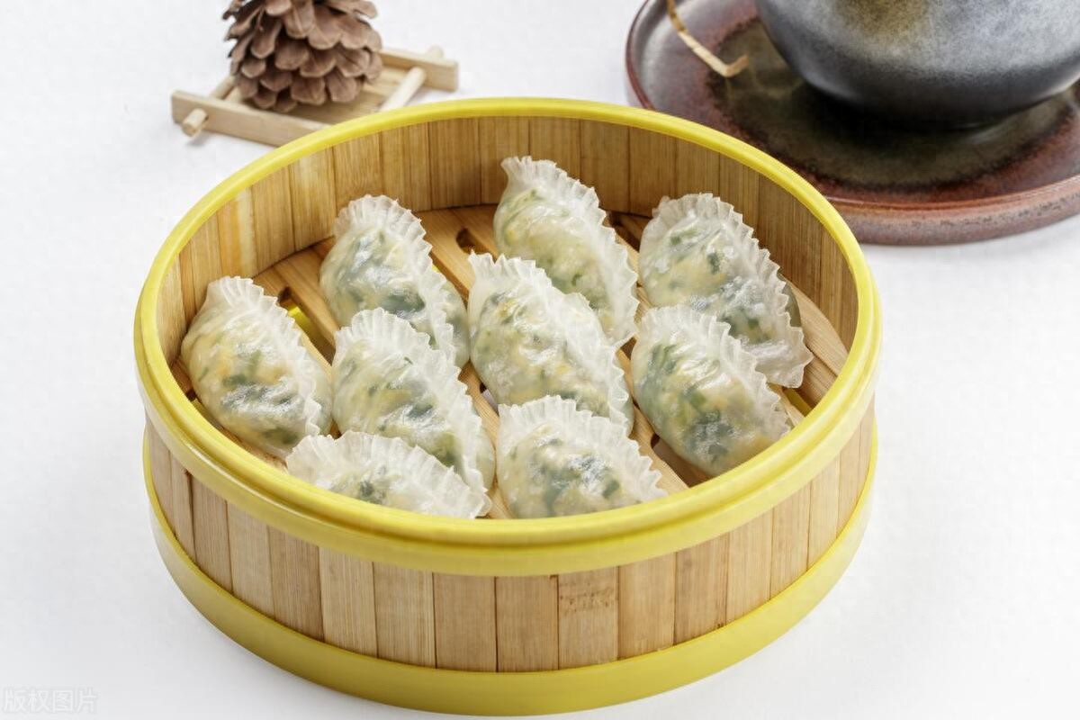 做水晶蒸饺，只用土豆淀粉是外行！记住这两点，Q弹又好吃