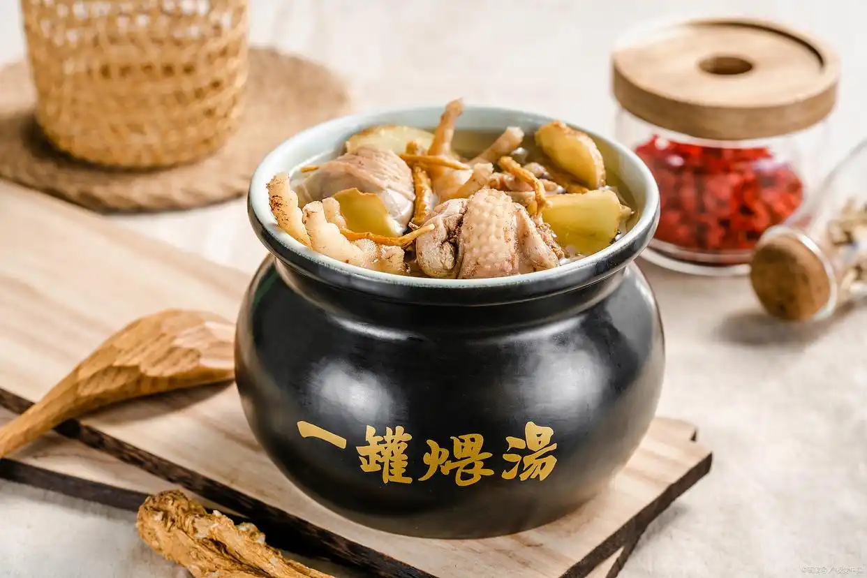 南昌美食六绝：赣鄱之地的饮食文化瑰宝