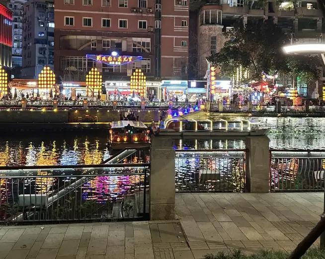 自己去四川玩攻略：怎么玩省心省事？吃喝玩乐+衣食住行旅游指南