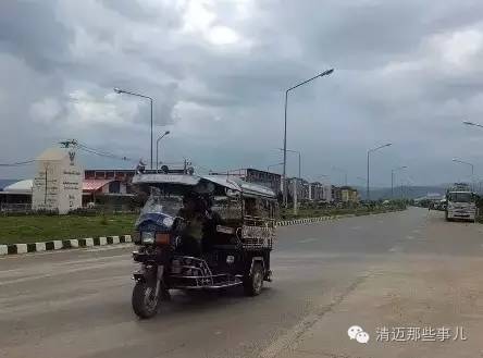中国游客猛降极大冲击清迈旅游业，知名景点拉“我爱中国人”横幅