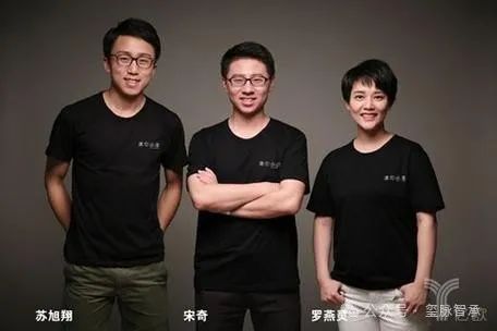 他比泡泡玛特还赚钱？小卡背后的真相惊人！