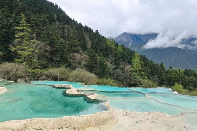 阿坝有什么好玩的景点 阿坝旅游必去十大景点 阿坝州有名的景区