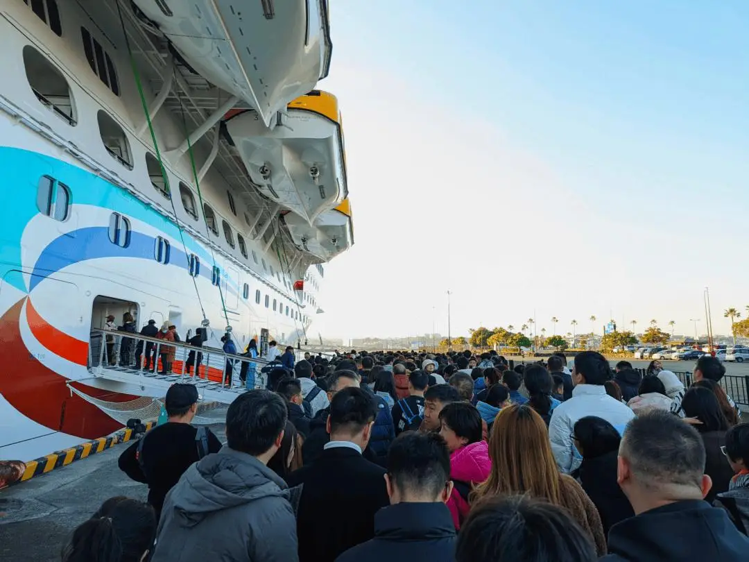 全日空日航开打价格战！中国旅行团不去了，才开始降价！日本旅游，酒店机票可以抄底了