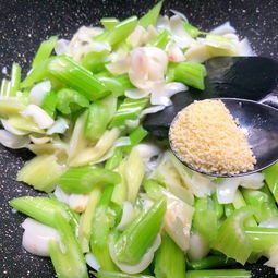 炒素菜有哪些菜谱,素菜也能炒出美味佳肴，这些菜谱你一定不能错过！